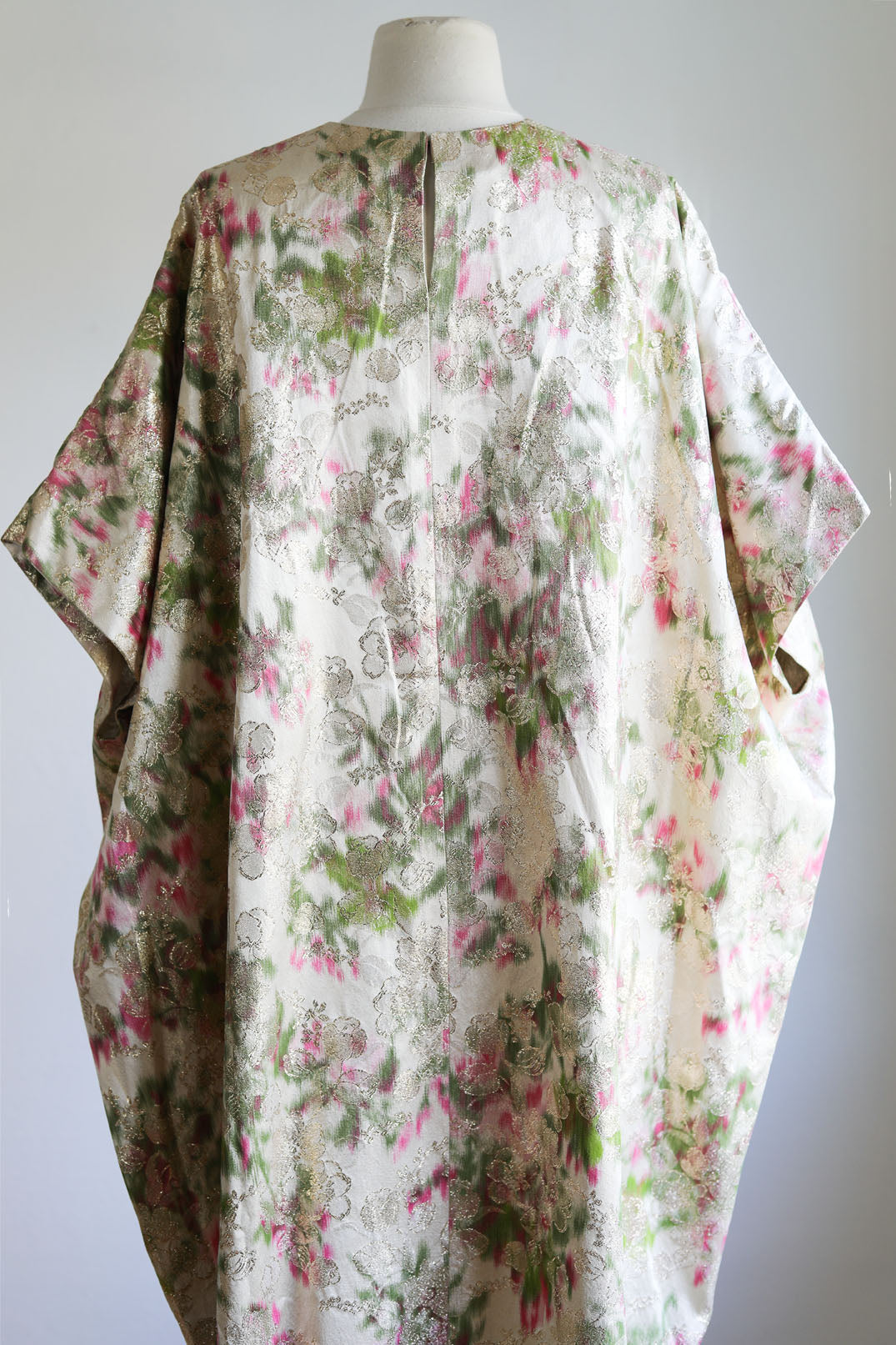 Vintage 1960s Luxury Kaftan Gown - Glorious Gold Lamé Silk Satin Brocade Pink Rose Print Dress Fits S to XL