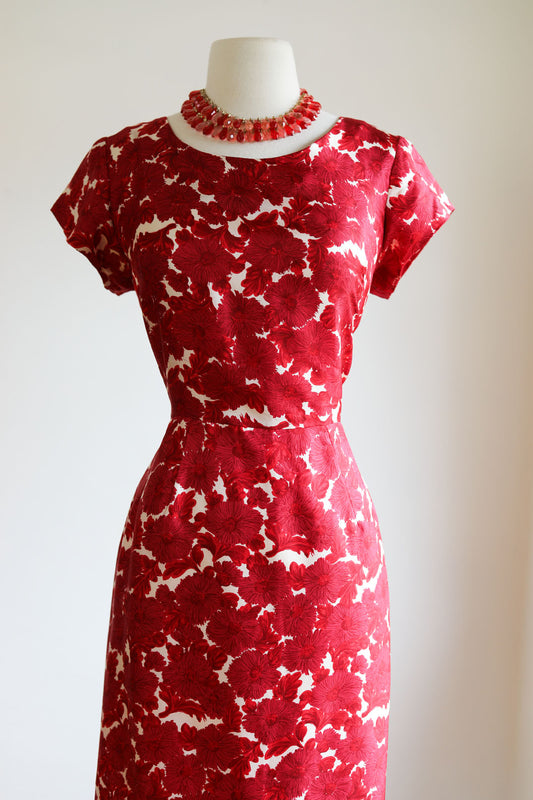 Vintage Early 1960s Dress - Striking Scarlet Red + Ivory White Silk Sculpted Cocktail Wiggle Dress Size M to L