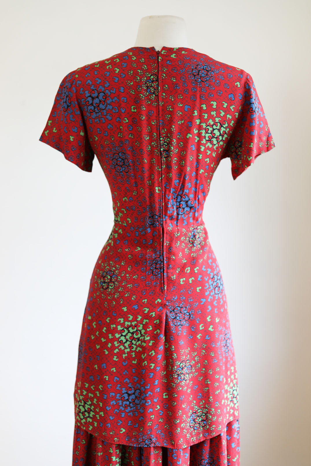 Vintage 1940s Dress - Scarlet, Blue, Lime Deco Print Draped Cold Rayon Dress Size M to L