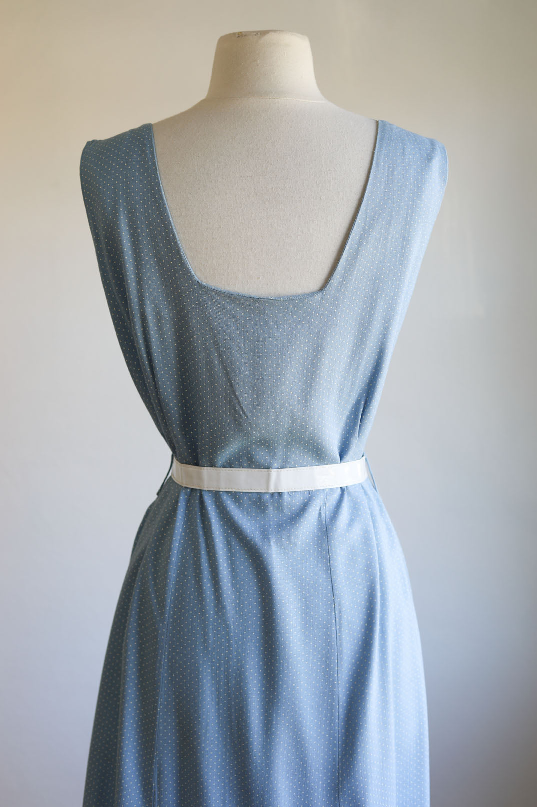 Vintage 1940s to 1950s Sundress - Volup Delphite Blue Polka Dot Rayon w Lucite Buttons Jumper Dress Size L to XL