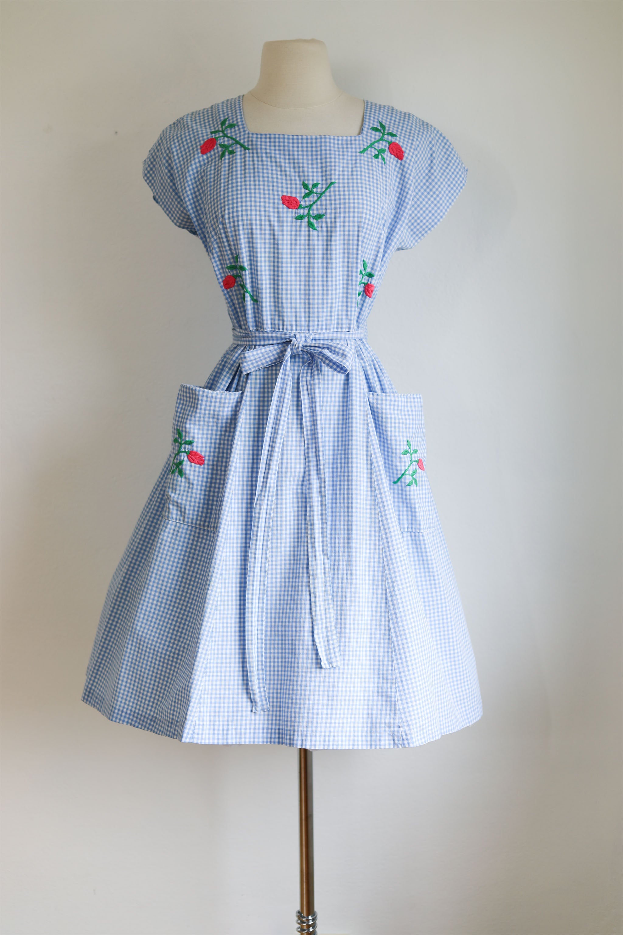 blue dress for baby girl Plaid Farmhouse Apron main image 0