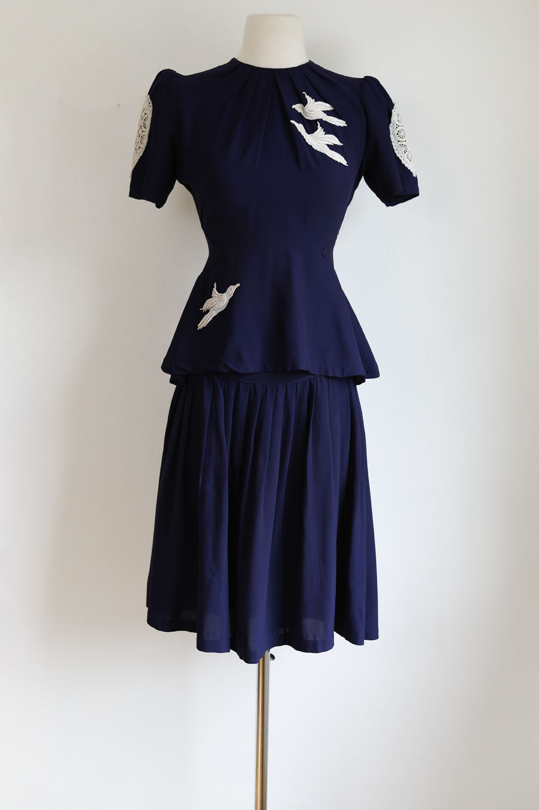 open lace back dress Vintage 1930s to 1940s Dress Set