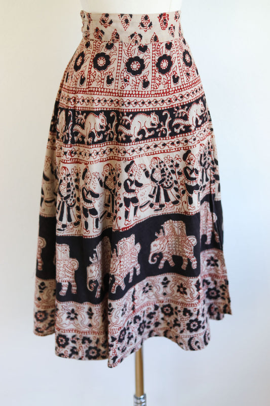 Vintage 1970s Skirt - Unusual Holi Novelty Print Squirrel Elephant Cotton Gauze Border Block Wrap Skirt Size XS to L