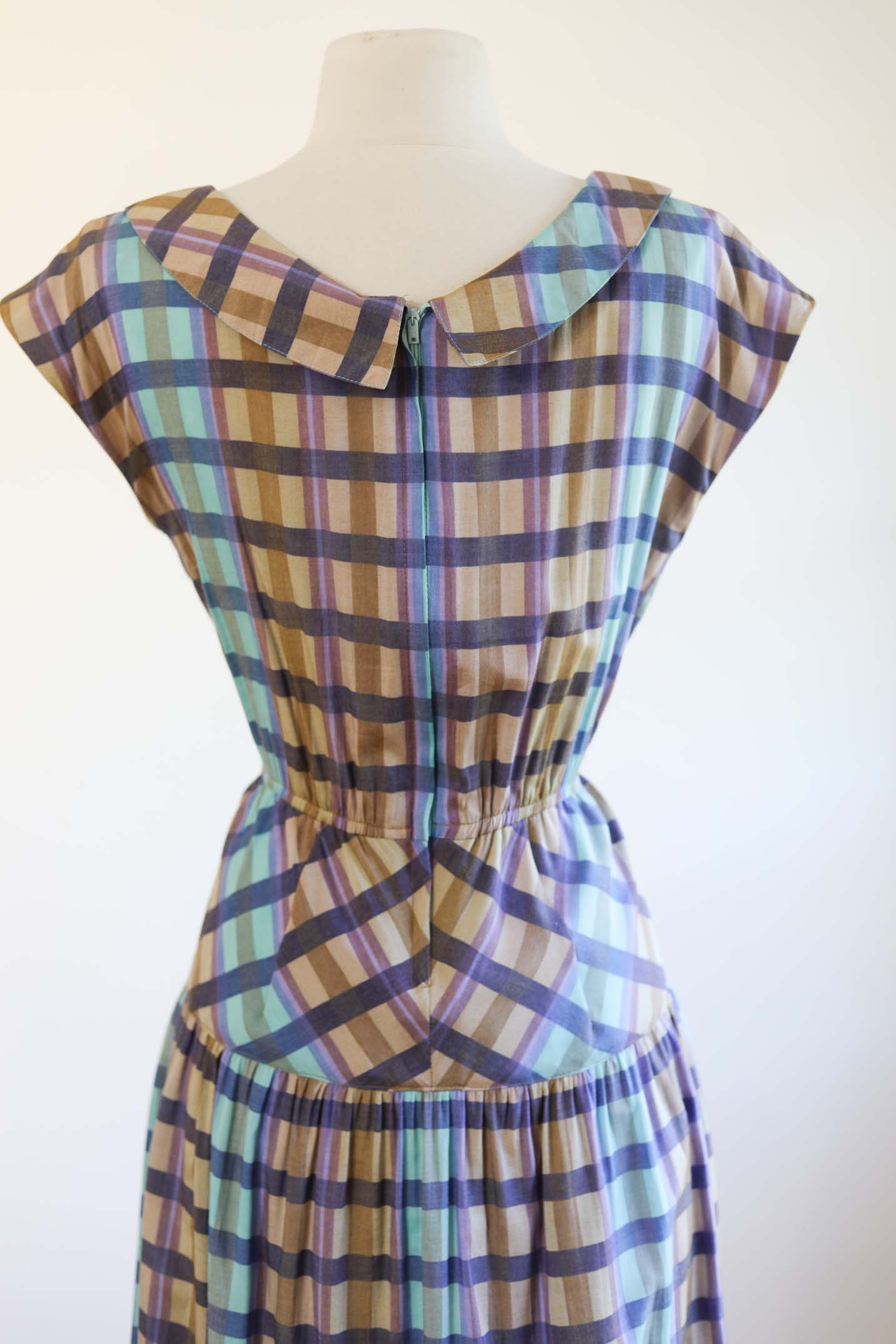 Vintage 1980s Madras Plaid Dress - Darling Violet Aqua Fawn w Button Trim Sundress Size