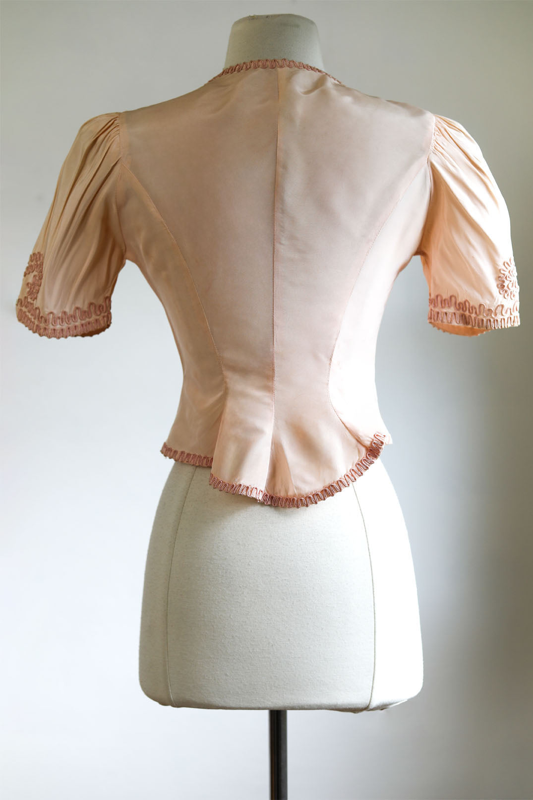 Vintage 1930s Metal Zipper Jacket Blouse - Lingerie Pink Soutache Puff Sleeve Zip-up Top Size XS to Small