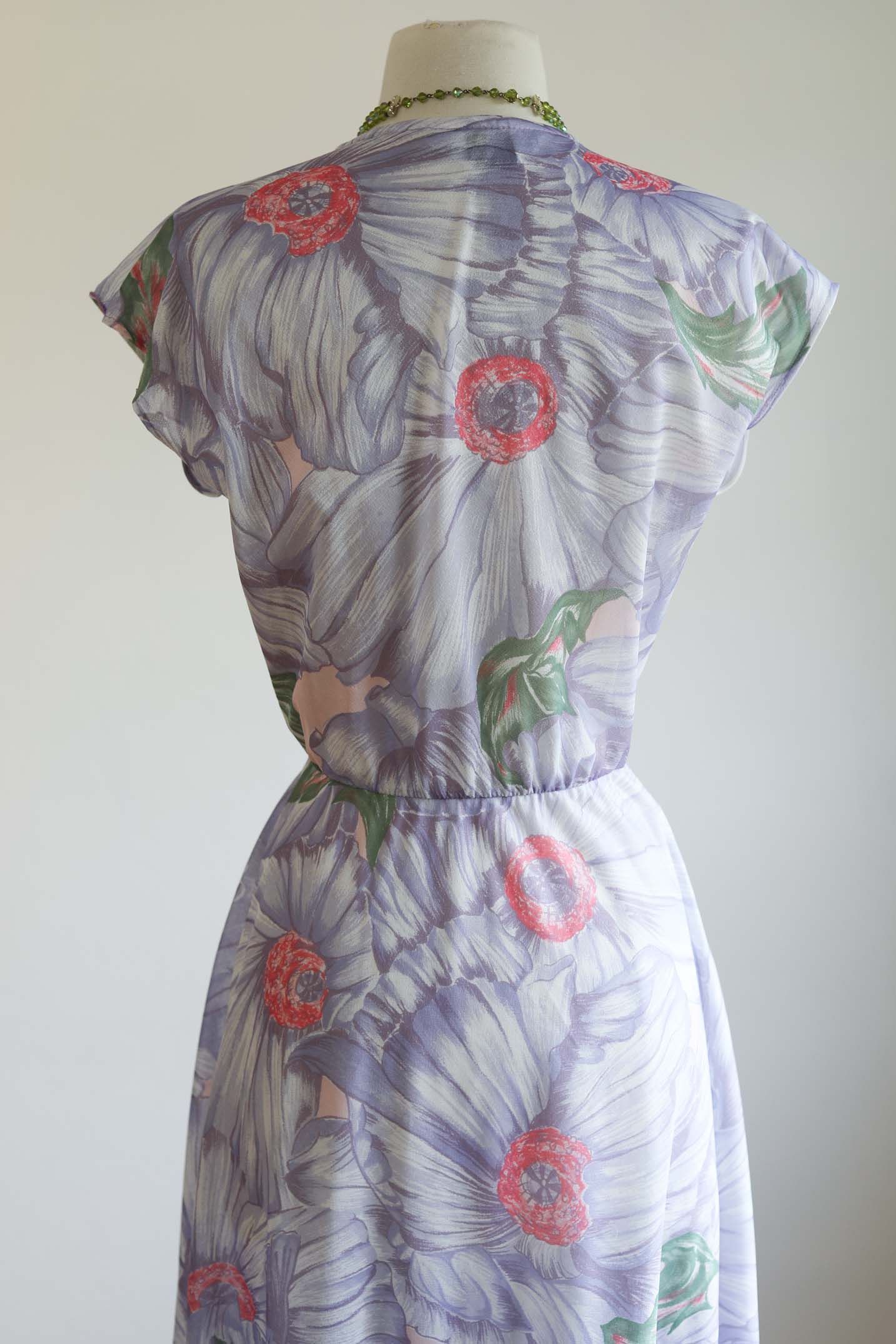 Vintage 1970s Dress - Soft, Undeniably Pretty Lavender Pink Apple Green Giant Flower Sundress Size M to L