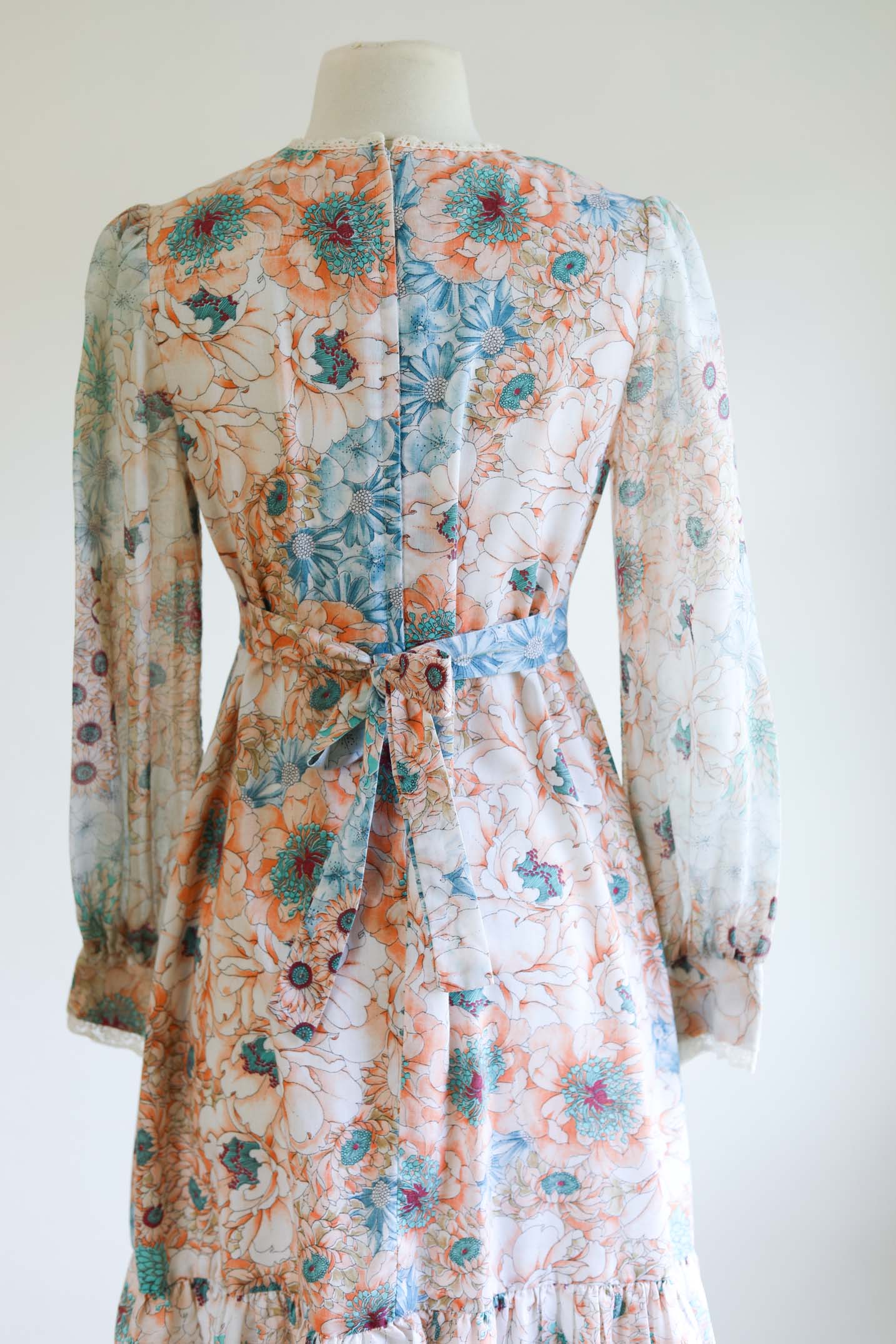 Vintage 1970s Babydoll Dress - Dreamy Soft Cotton Gauze Floral Print Belted Mod Dolly Dress Size S