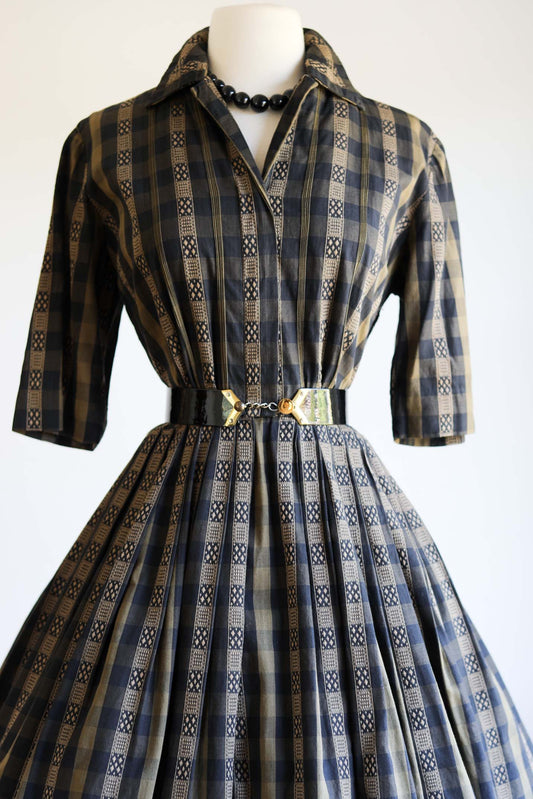 Vintage 1950s to 1960s Dress - Wonderful Woven Cotton Olive Black Plaid Shirtwaist Size M