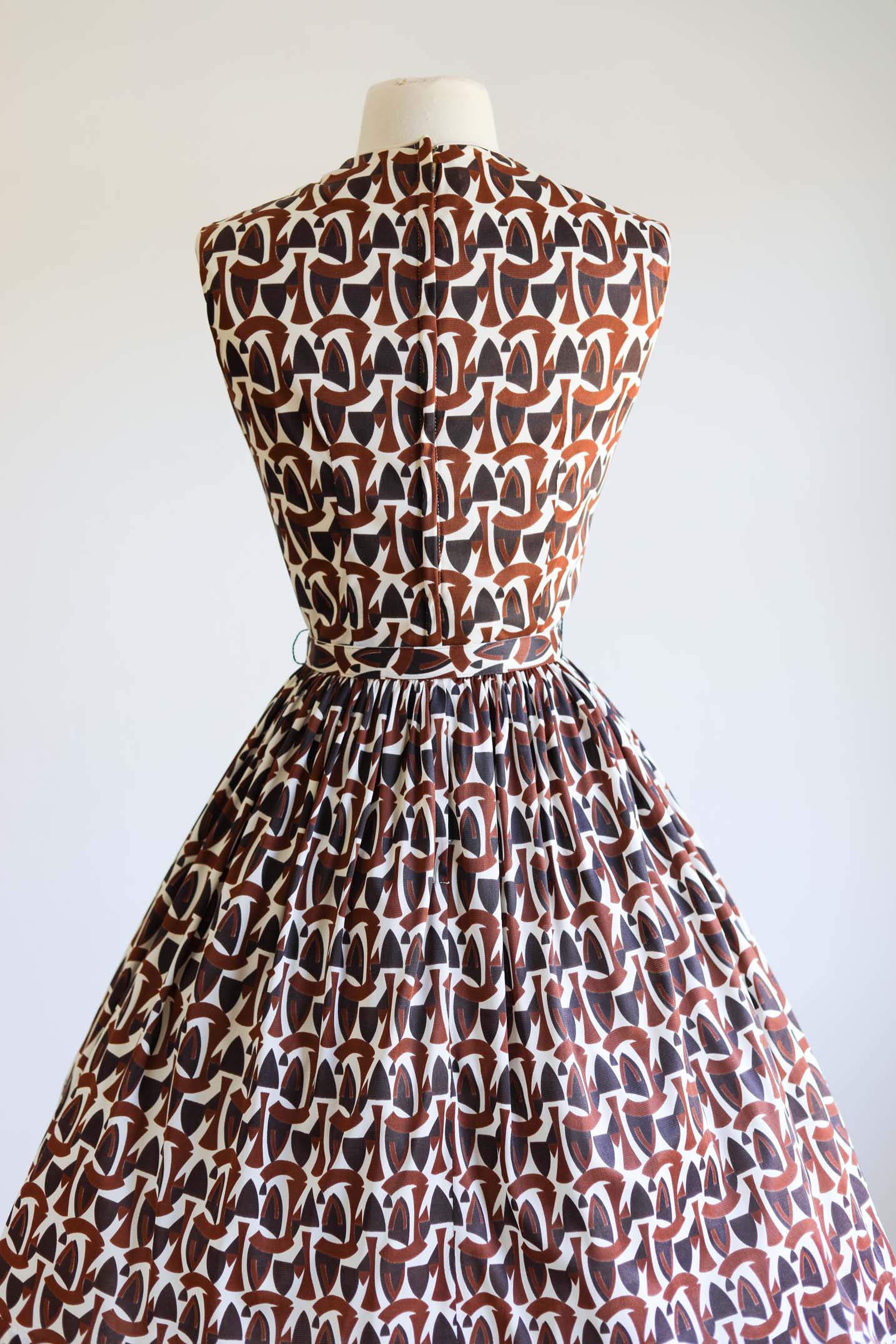 Vintage 1960s Dress - Kabro Leopard Geometric Print Jersey Mod Full Skirt Sundress Size XS to S