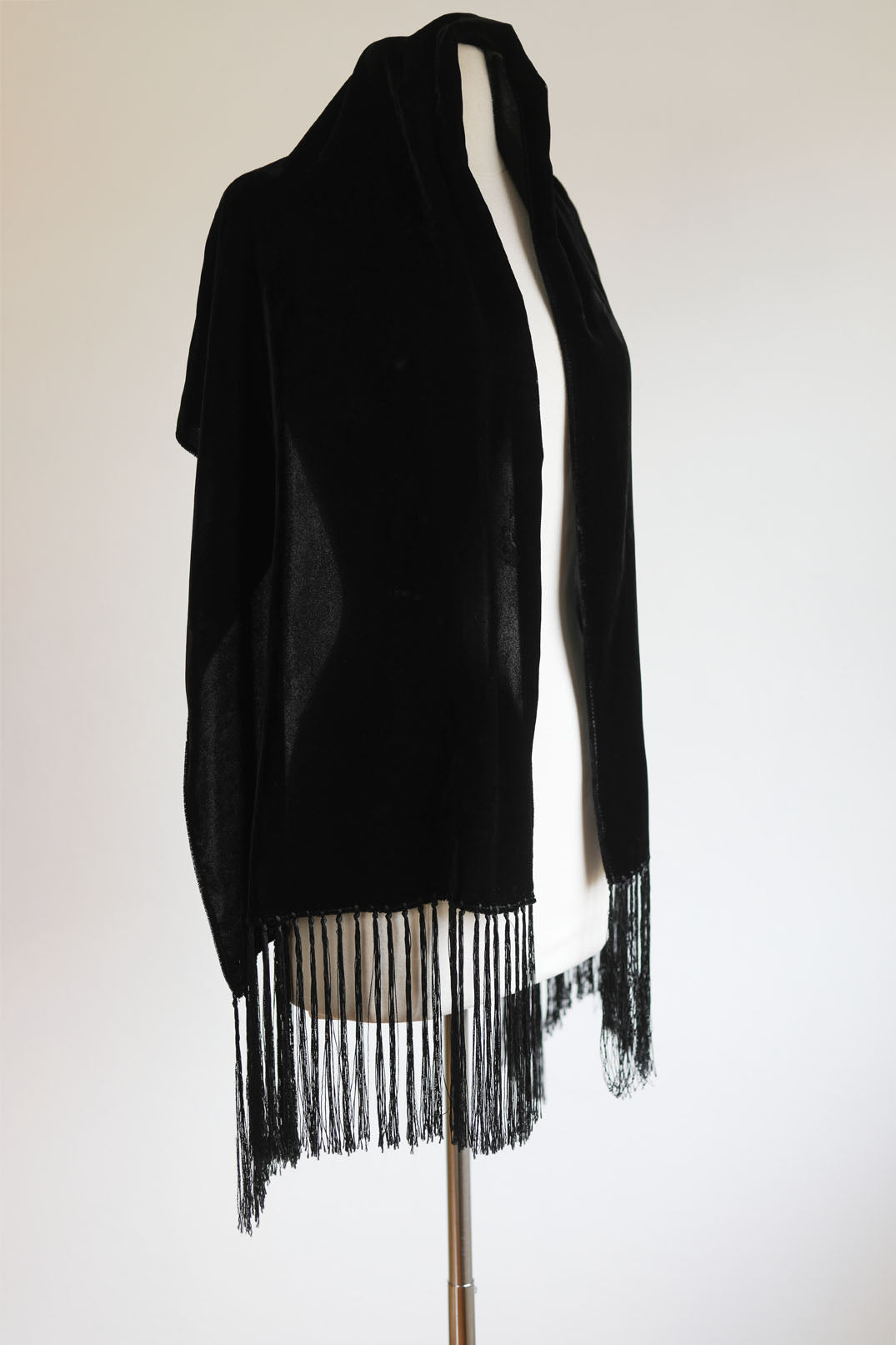 Vintage 1930s Silk Velvet Shawl - Fringed Jet Black Evening Wrap Size XS to XL (OSFA)
