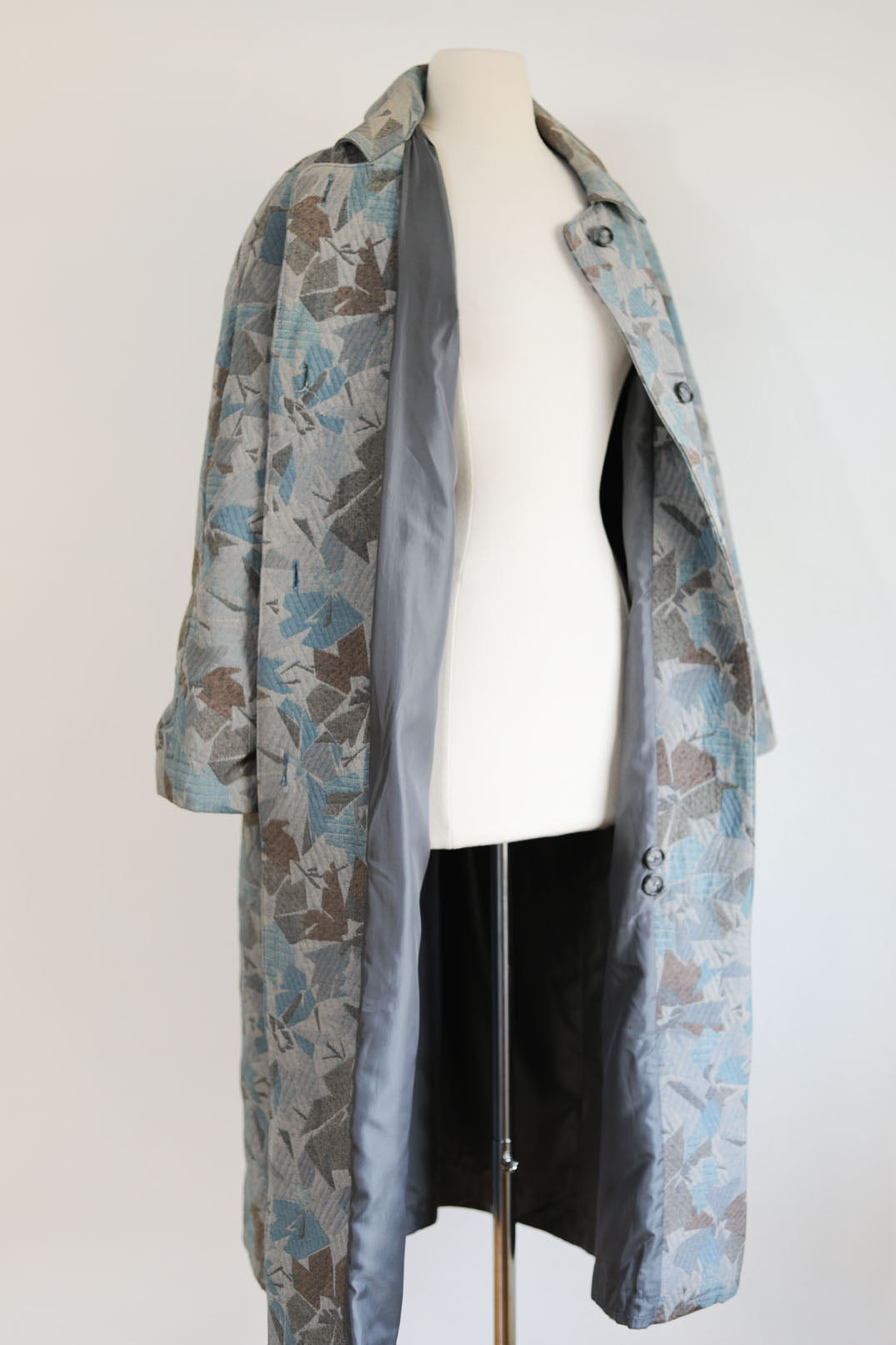Vintage 1950s Tapestry Coat - Volup! Blue + Neutral Gray Taupe Woven Swing Coat Size L to XL