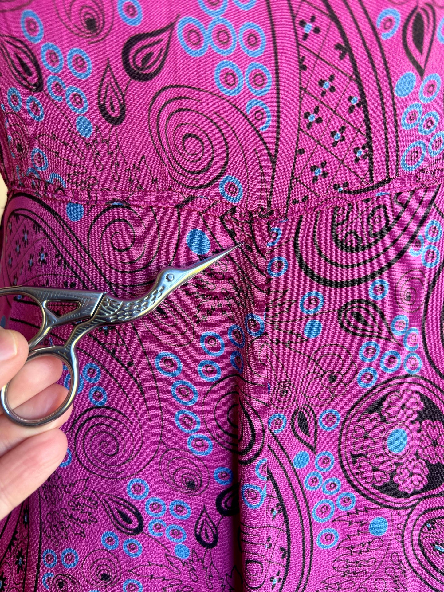 Vintage 1940s Dress - Fuchsia Pink Black Delphite Blue Wild Paisley + Fern Print Peplum Dress Size S to M