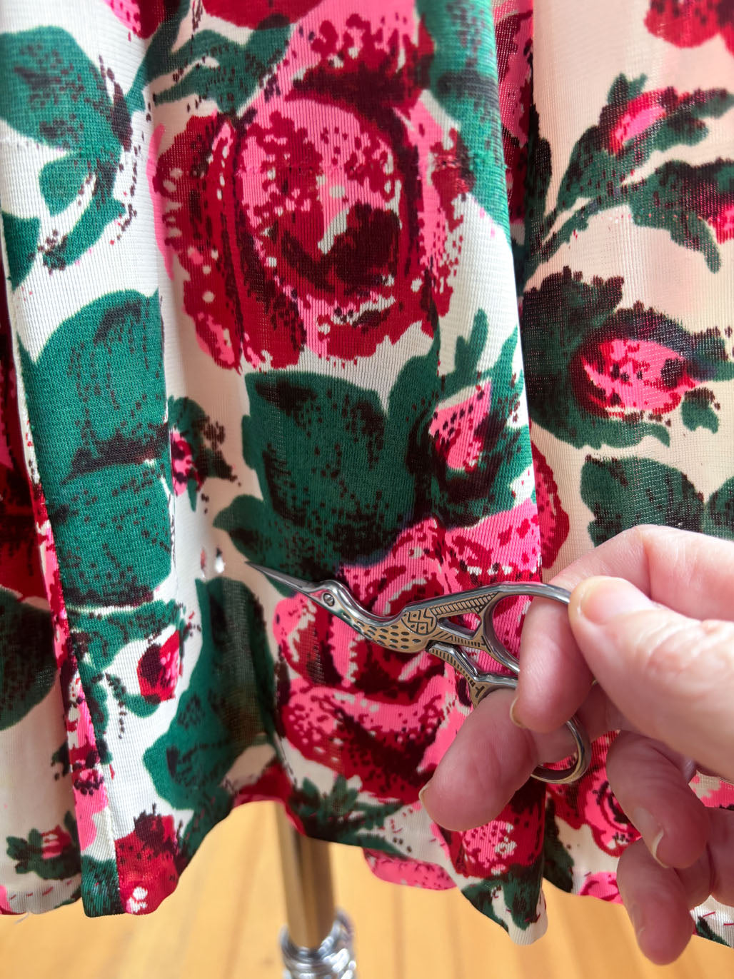 Vintage 1930s to 1940s Dress - Volup! Red Hot Pink Green Rose Print Rayon Jersey Gown w Galalith Belt Size XL