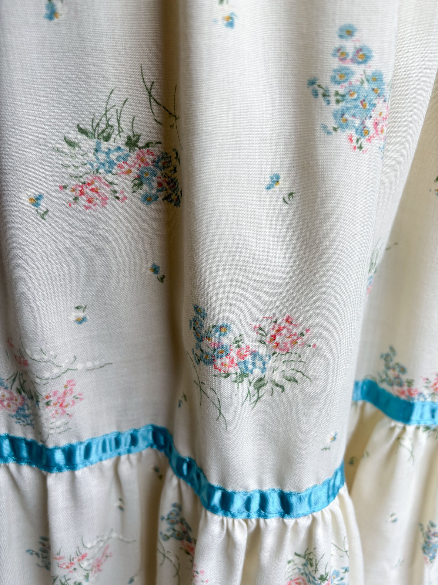 Vintage 1970s Dress - Darling Gunne-esque On-Off Shoulder Soft Cotton Prairie Bohemian Sundress Size S