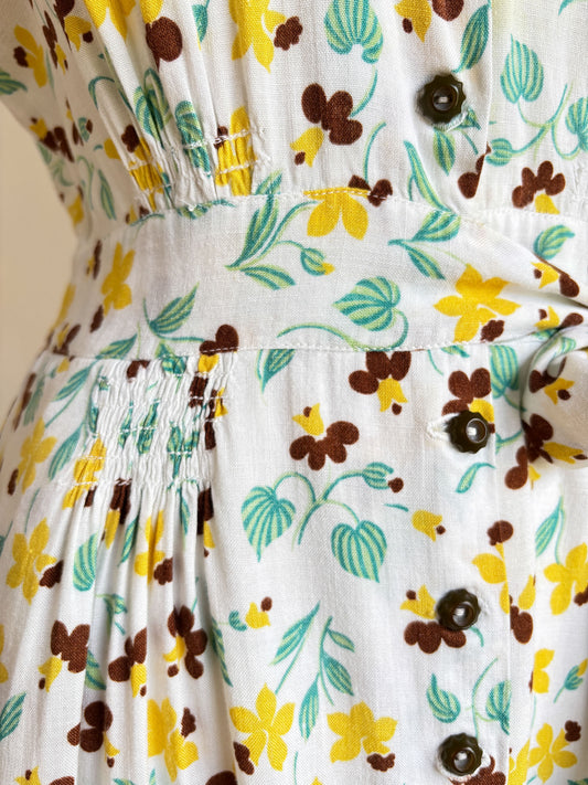 Vintage 1940s Dress - Soft Rayon Yellow Jade Tan Floral Sundress w Bakelite Buttons Size M