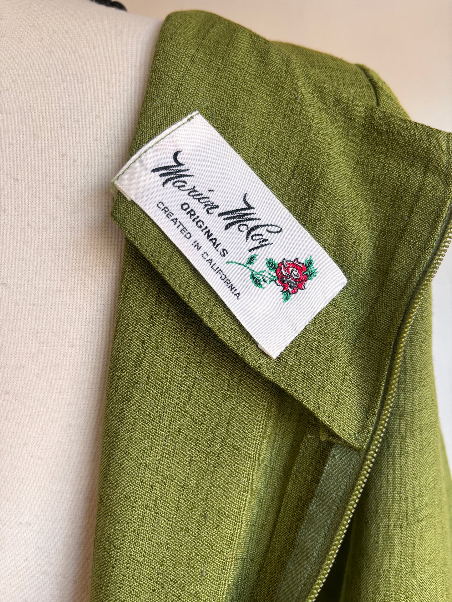 Vintage 1960s Dress - Bright Olive Green Designer Slubbed Cocktail Party Dress w Bakelite Size S