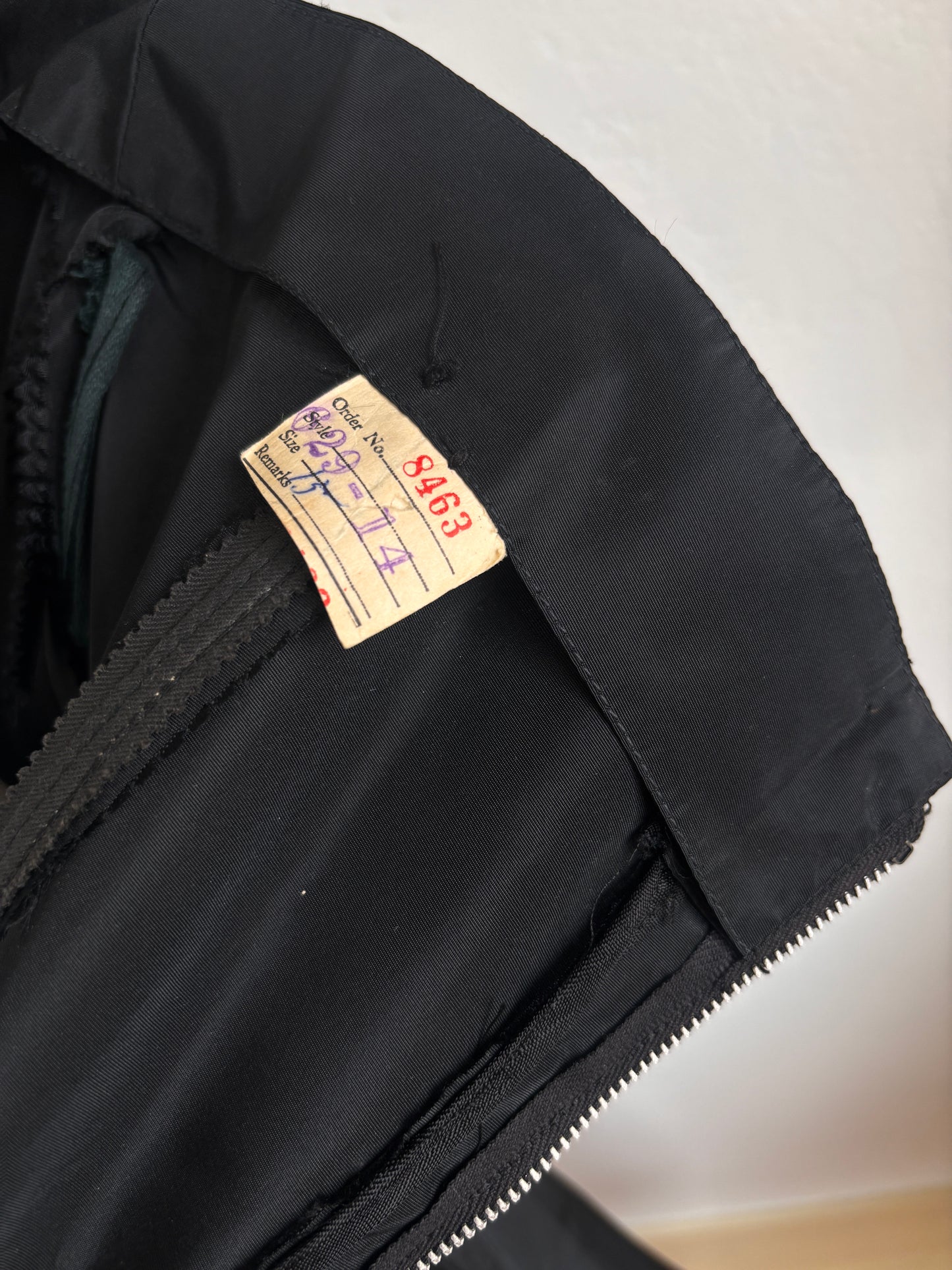 Vintage 1950s Party Dress - Iconic Stabby Bust + Hip Fin Black Silk Taffeta Strapless Gown Size M