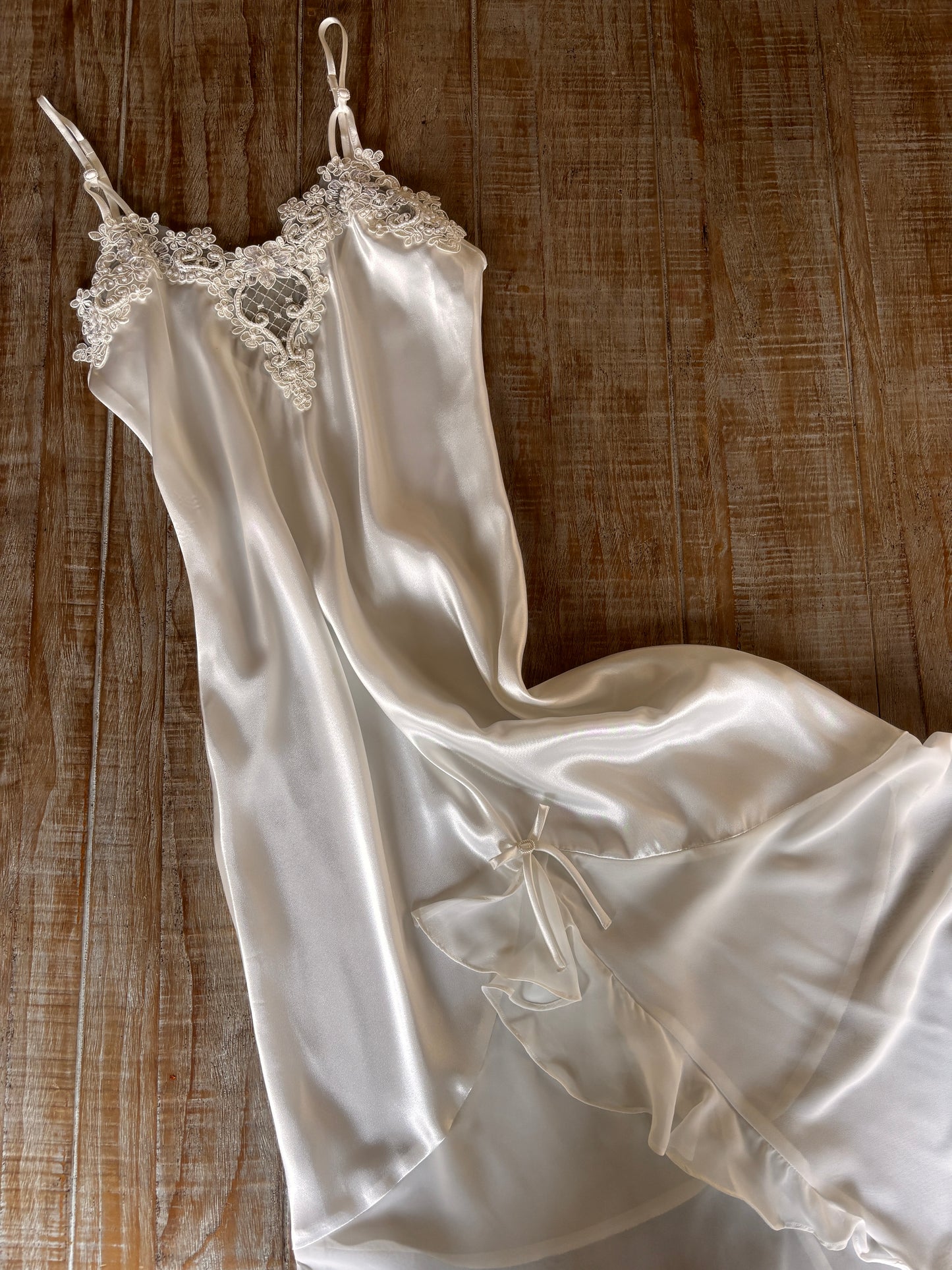 Vintage 1990s Y2K Nightgown - White Glossy Satin Bias-Cut Gown Dress w Beautiful Details Size XS to M