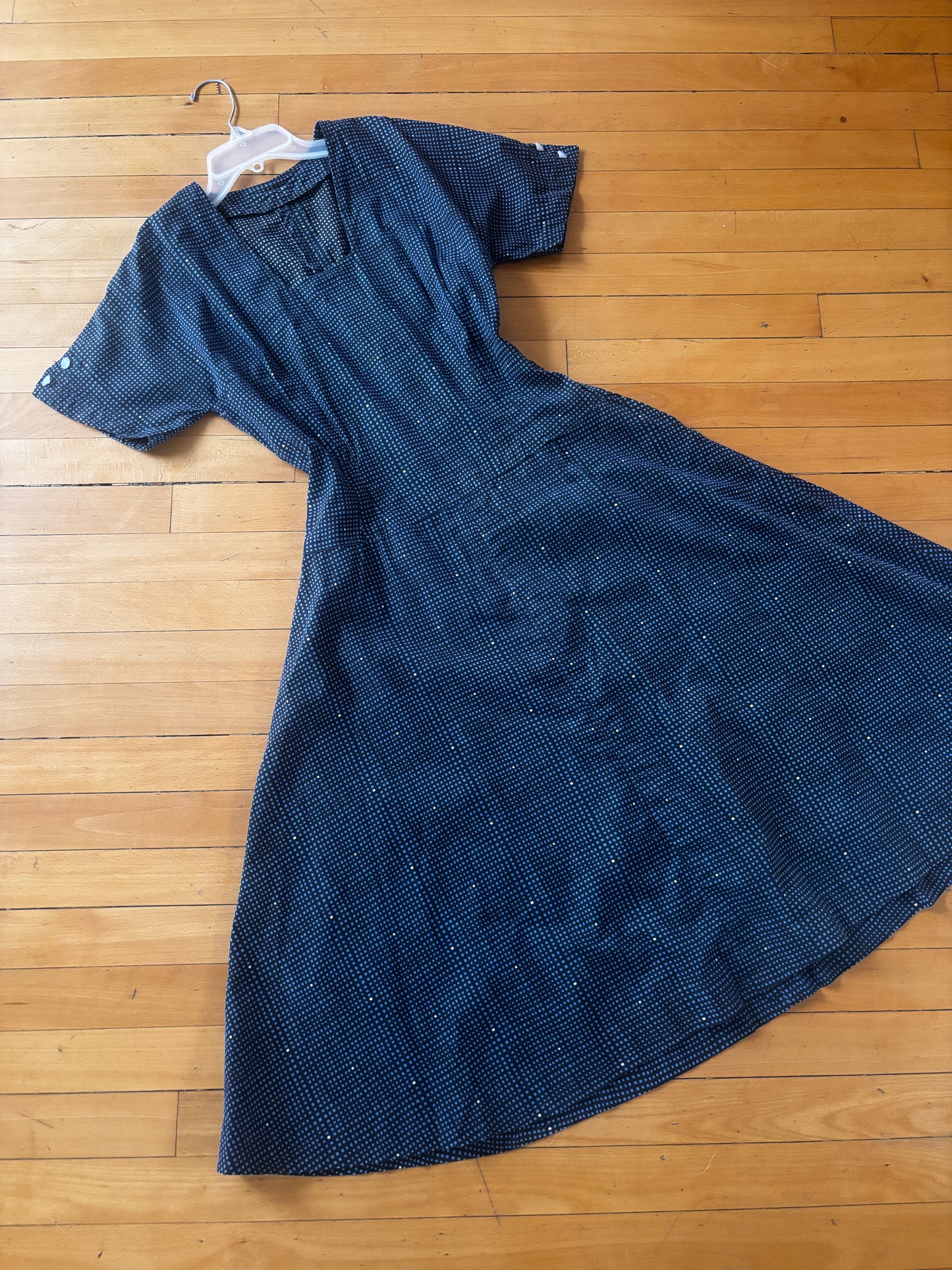 Vintage 1940s to 1950s Dress - Grid Print Plaid Cotton Blue Black White Day Dress w Buttons Size M to L