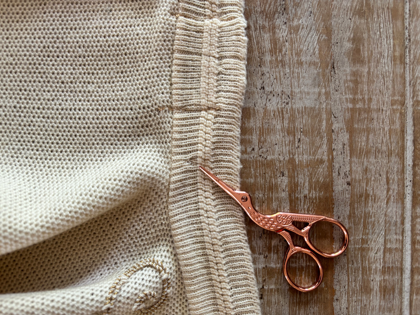 Vintage 1950s Knit Bolero Sweater - Cream w Sparkling Gold Metallic Lurex Vines Knitwear Cardigan Size S to L