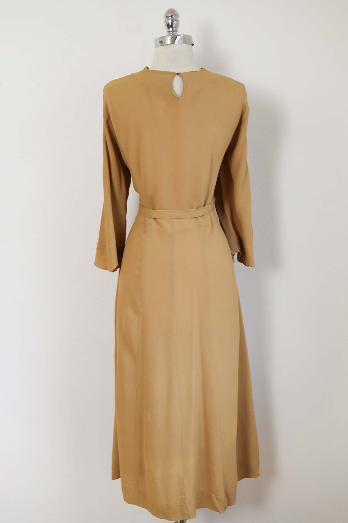 Vintage 1940s DEADSTOCK Dress - VOLUP Dijon Mustard Crepe Rayon w Trapunto + Killer Belt Size L - XL