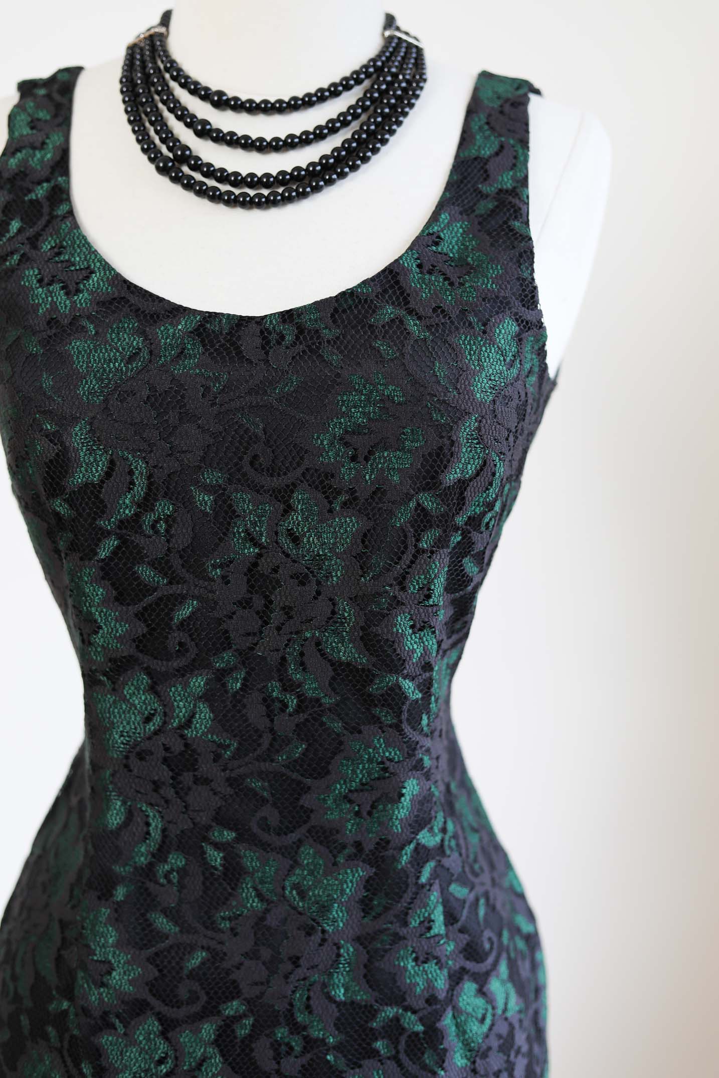 Vintage 1980s Cocktail Dress - SEXY Sculpted Hourglass Minidress w Black Lace over Emerald Green Size S