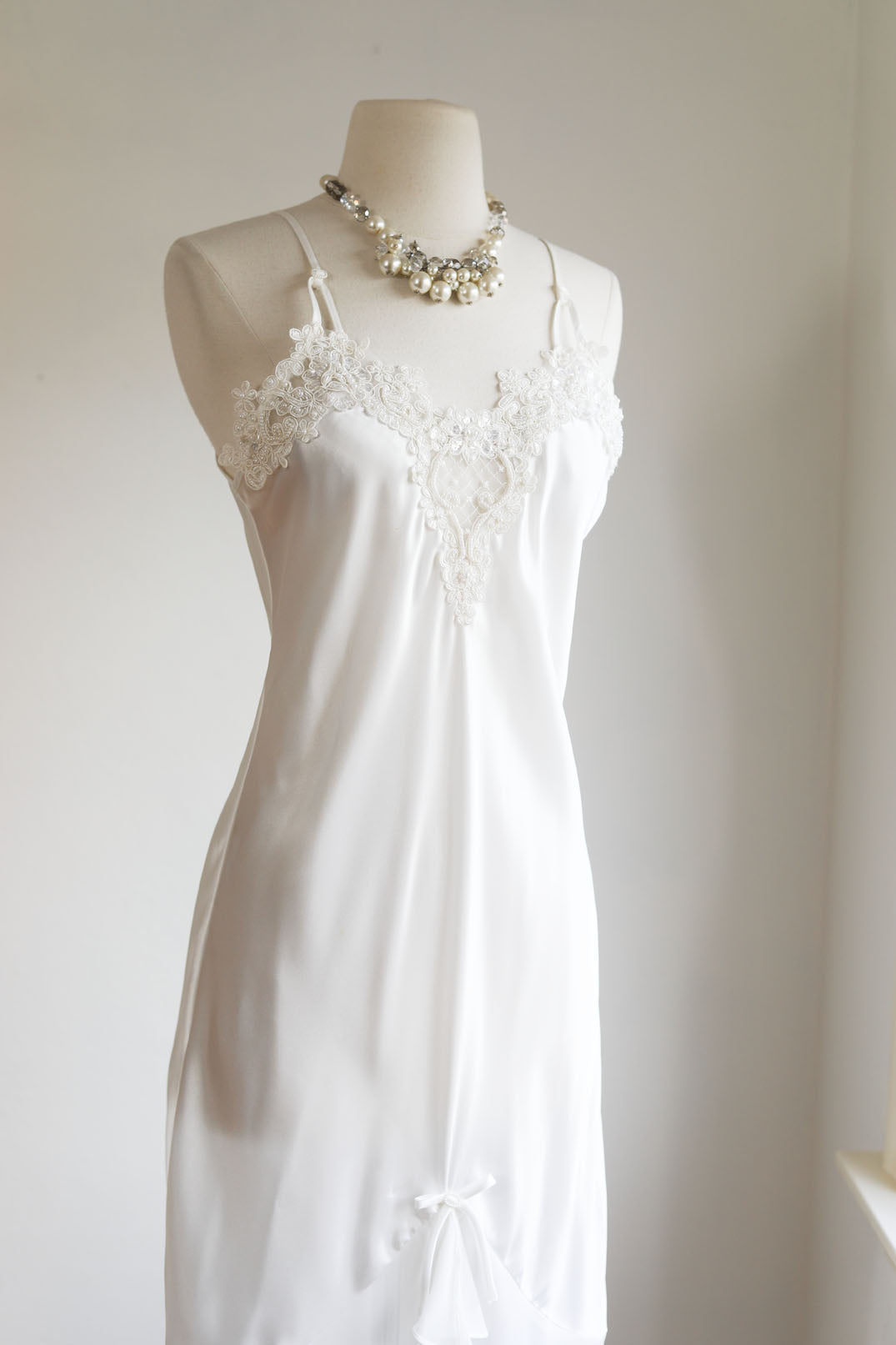 Vintage 1990s Y2K Nightgown - White Glossy Satin Bias-Cut Gown Dress w Beautiful Details Size XS to M