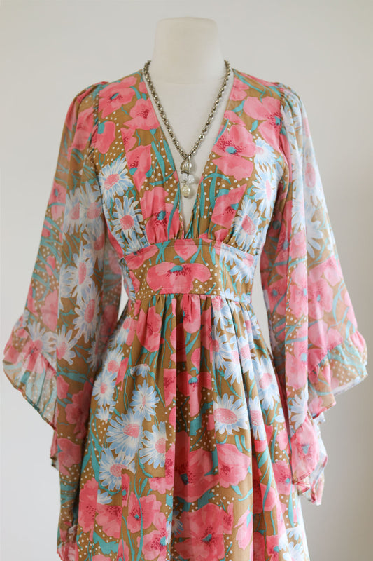 Vintage 1970s Angel Sleeve Dress - Most Beautiful Pink Golden Olive Poppy Daisy Print Gauze Cotton Belted Mini Size S to M