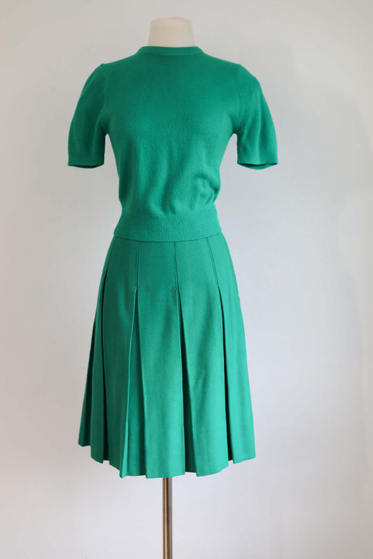 Vintage 1950s to 1960s GRASSY GREEN Cuddly Orlon Sweater Top + Pleated Wool Skirt Size XS to S