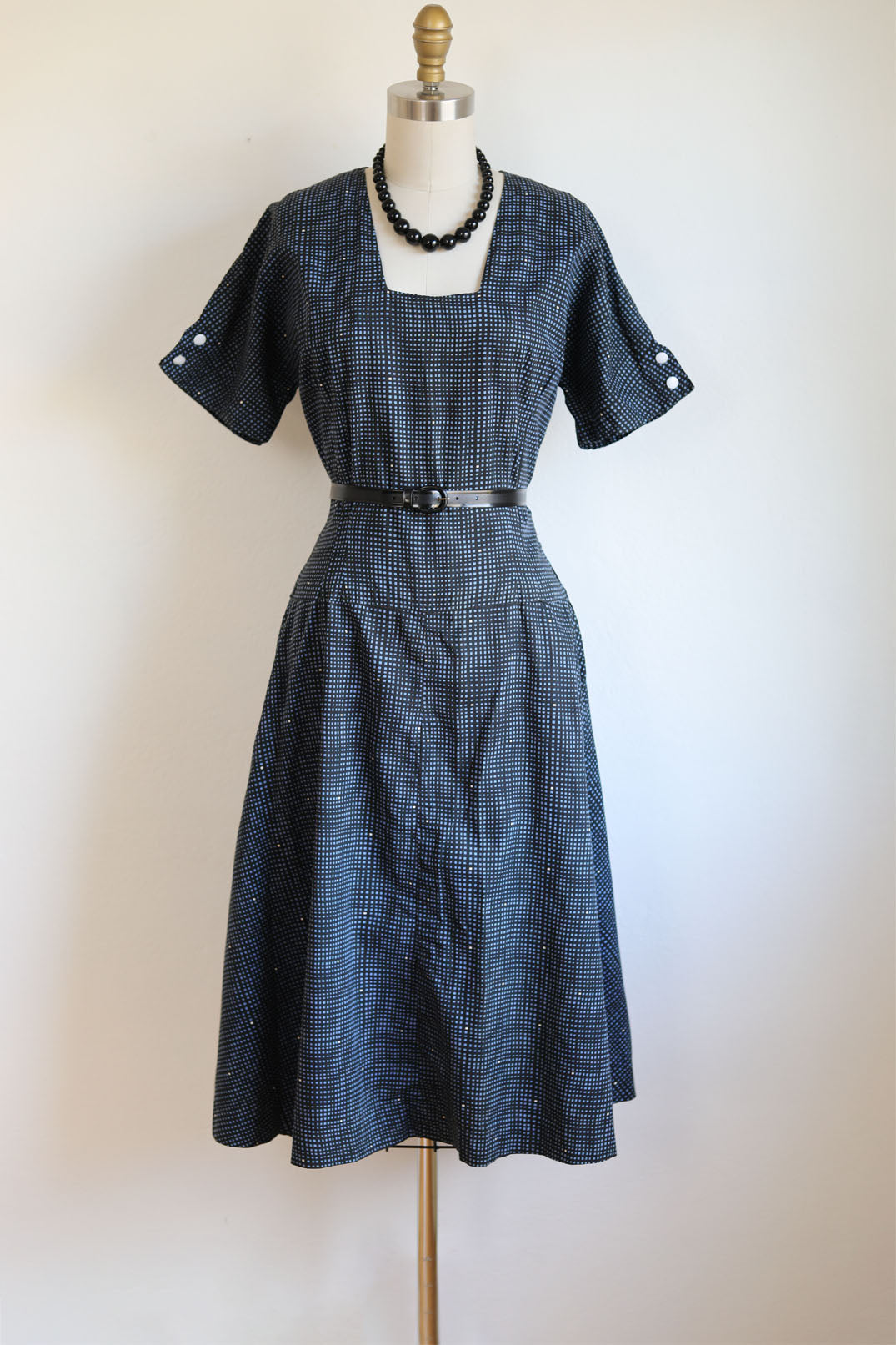 Vintage 1940s to 1950s Dress - Grid Print Plaid Cotton Blue Black White Day Dress w Buttons Size M to L
