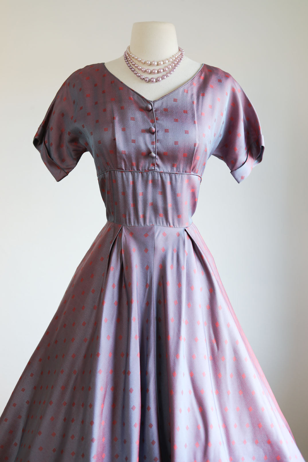 Vintage 1950s Dress - New Look Violet Pink Geometric Sharkskin Shimmer Jane Andre Designer Dress Size M to L