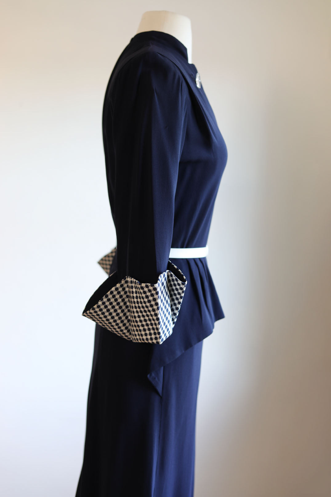 Vintage 1940s Dress - Swanky Midnight Blue + White Rayon Draped Peplum w Lucite + Giant Cuffs Size S to M