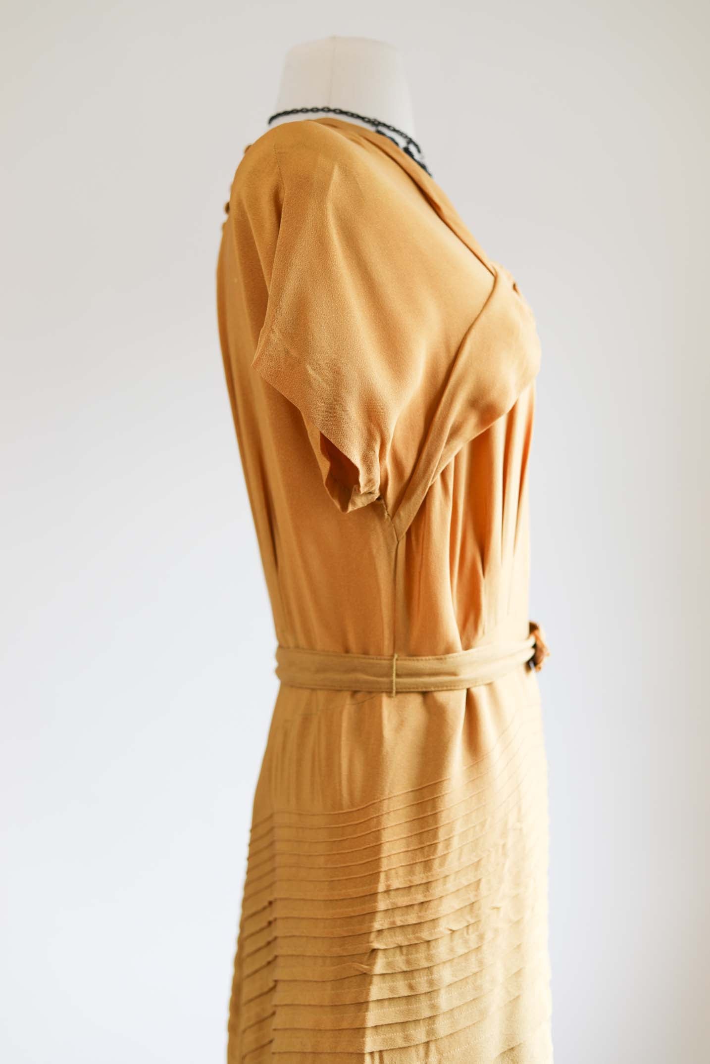 Vintage 1940s Rayon Dress - VOLUP + FABULOUS Honey Draped + Trained + Fishtail Belted Cocktail Dress Size L to XL