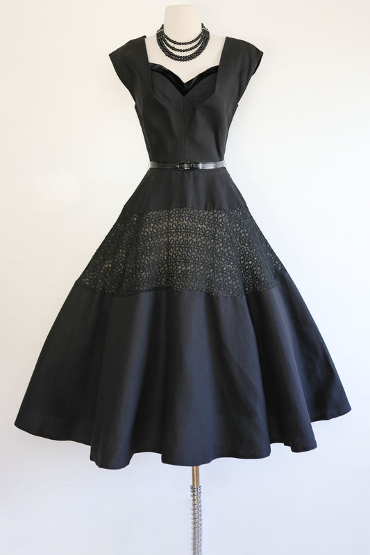 Vintage 1950s Couture Dress - Martini Designed Sylvan Rich Black Cotton Pique w Lace Daisy Inserts + Velvet Sundress Size S
