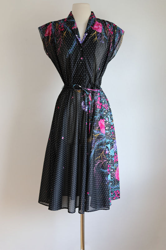 Vintage 1970s Border Print Dress - Exquisite Black Floral w Wild Grasses + Dotted Swiss Breezy Sundress Size S to L