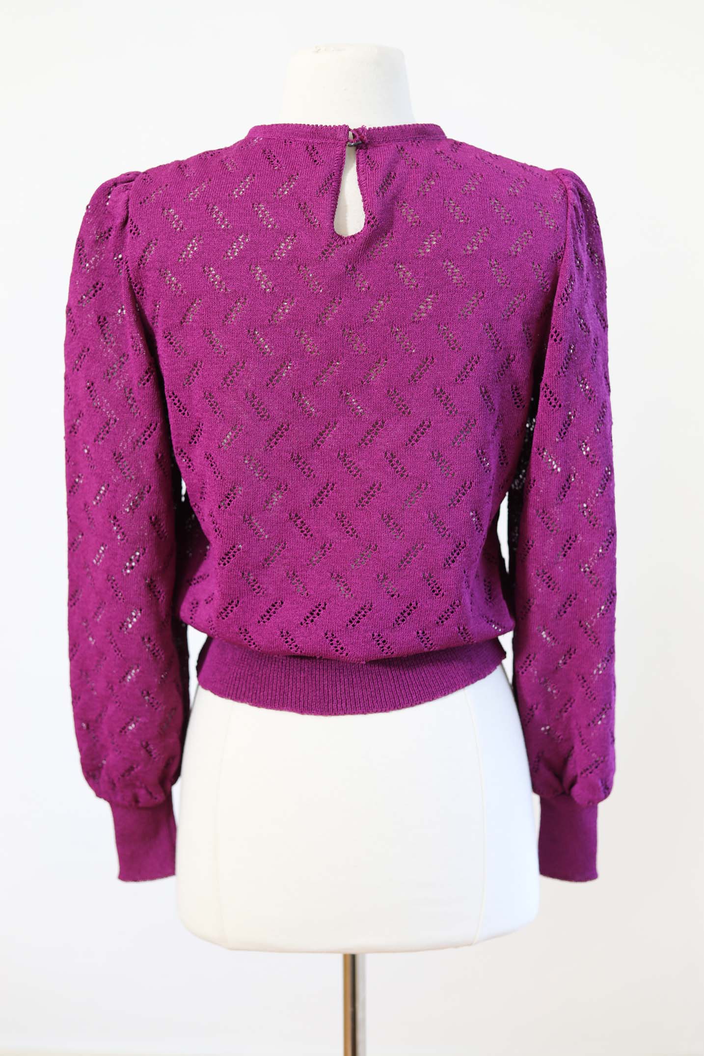 Vintage Early 1980s Castleberry Sweater - SWEET Heliotrope Purple Puff Sleeve Pointelle Knit Top Size XS to M