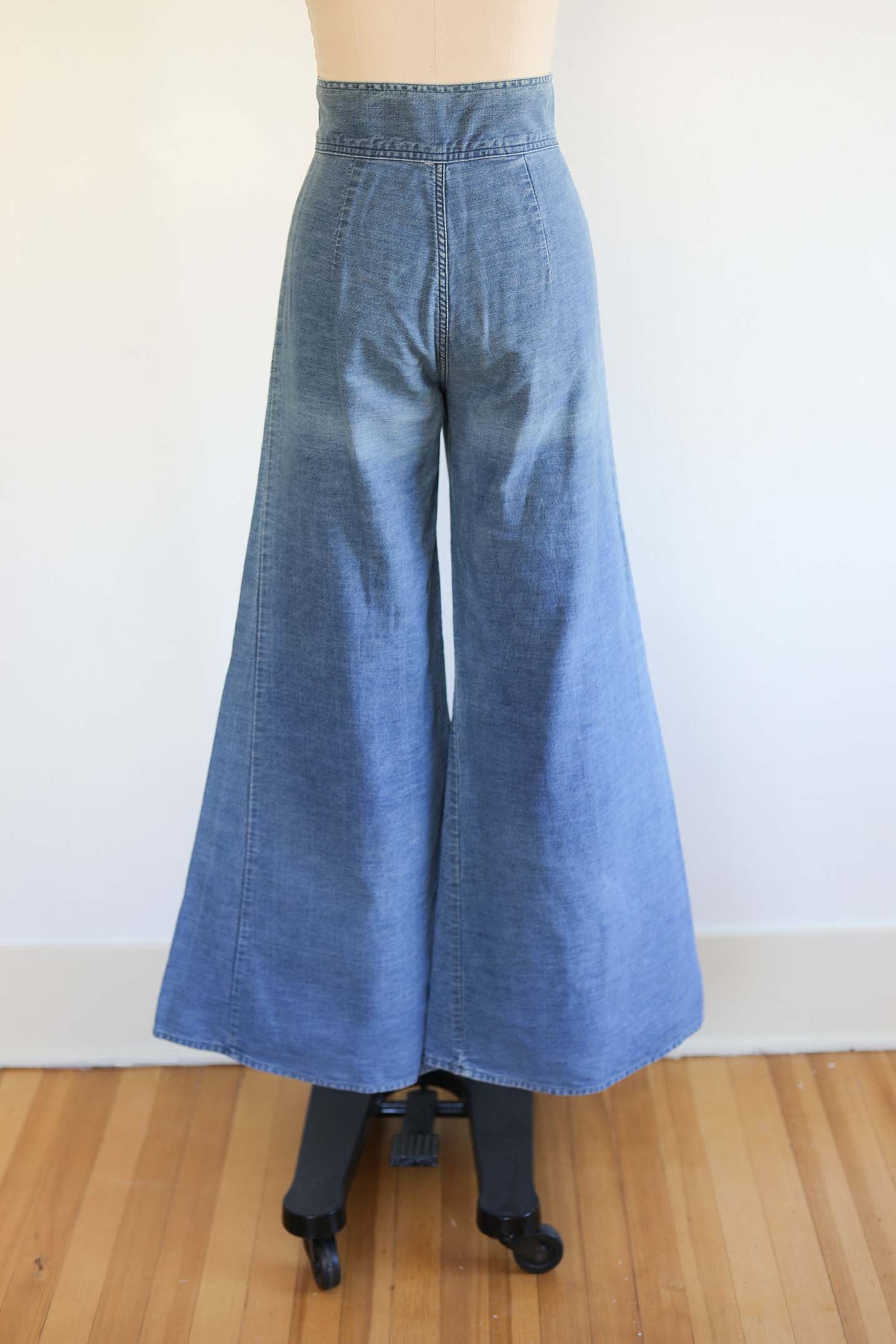 Vintage 1970s Denim Jeans - MEGA BELL BOTTOMS Light Wash Prophet and Friends 1974 Documented Pants W26"