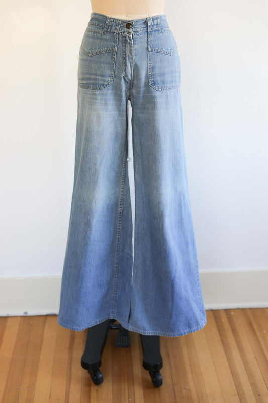 Vintage 1970s FOXMOOR Denim Jeans - MEGA BELLS Pale Wash XL Inseam Bell Bottom Flare Pants W27"