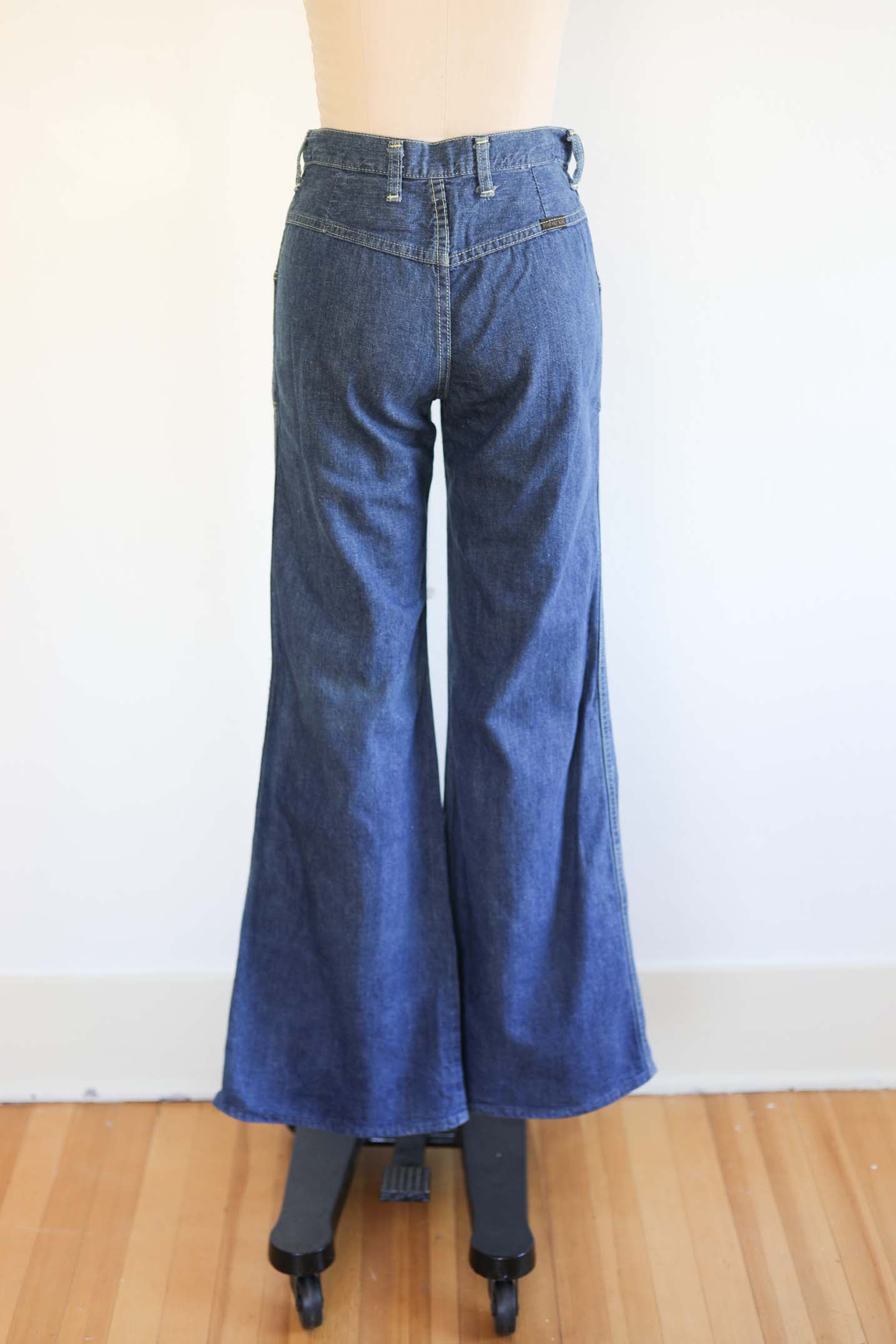 Vintage 1970s Denim Jeans - MAVERICK Dark Wash + Watch Pocket Bell Bottom Flare Jeans Pants W30"