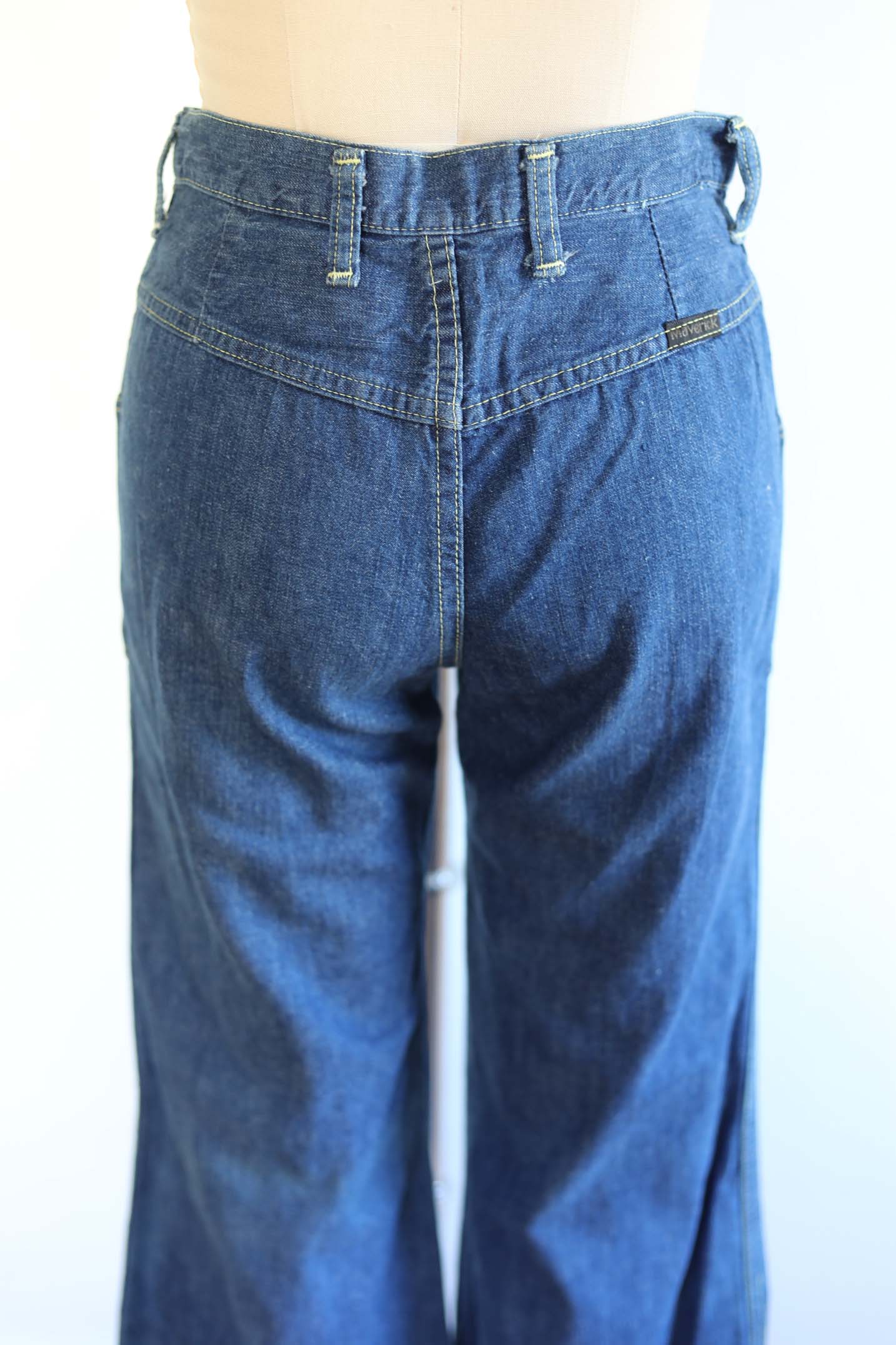 Vintage 1970s Denim Jeans - MAVERICK Dark Wash + Watch Pocket Bell Bottom Flare Jeans Pants W30"