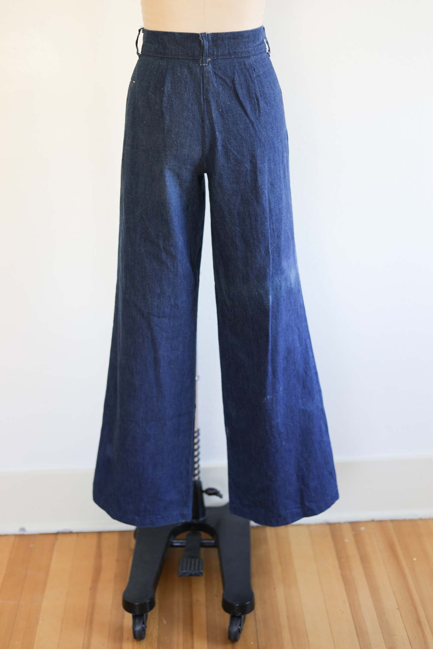 Vintage 1970s Denim Jeans - WIDE FLARE LEGS Dark Wash Sailor Nautical Jeans Pants Rare W32"