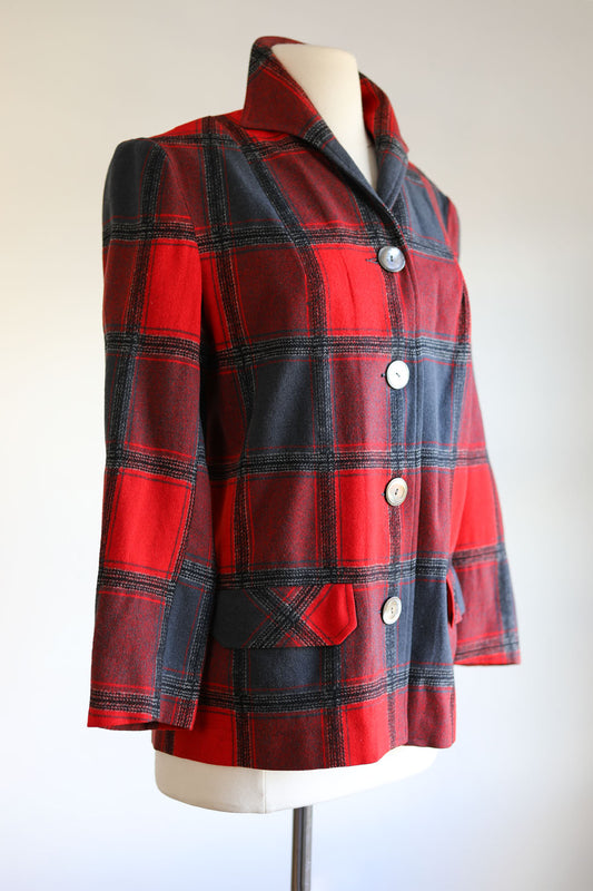 Vintage 1950s Pendleton Plaid Sporty Jacket - Scarlet + Grey + Black Wool Chore Coat Size S to M