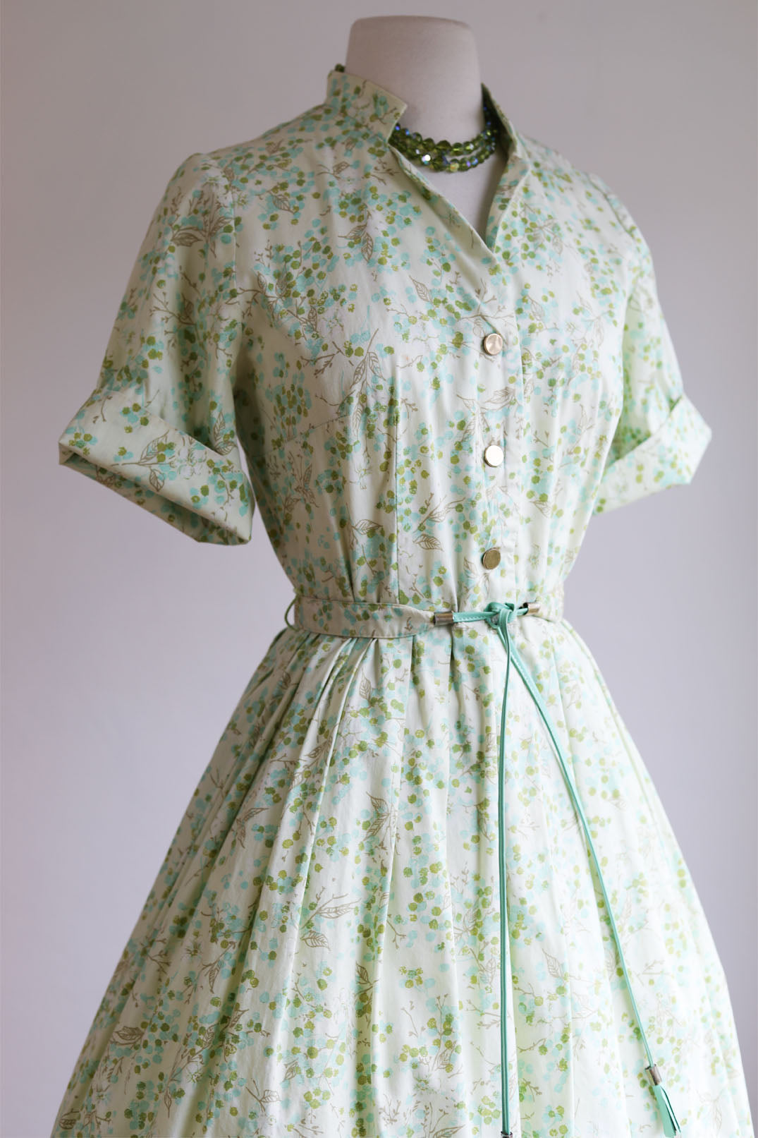 Vintage 1950s to 1960s Dress - Cream Aqua Olive Floral + Berry Print Cotton Shirtwaist w Amazing Vinyl Belt Size M