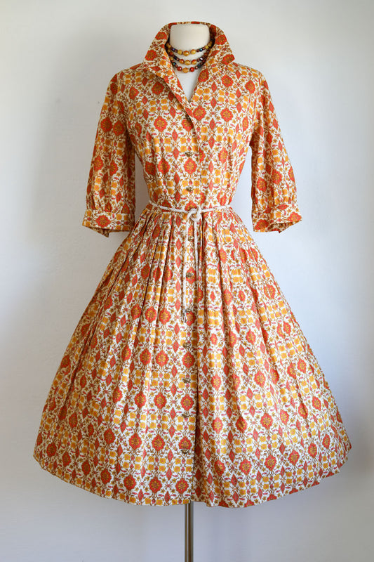 Vintage 1950s Dress - Sophisticated Botanical Floral Cotton w Gilt Metal Crowns + Tassel Pearl Belt Size M