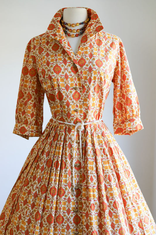 Vintage 1950s Dress - Sophisticated Botanical Floral Cotton w Gilt Metal Crowns + Tassel Pearl Belt Size M