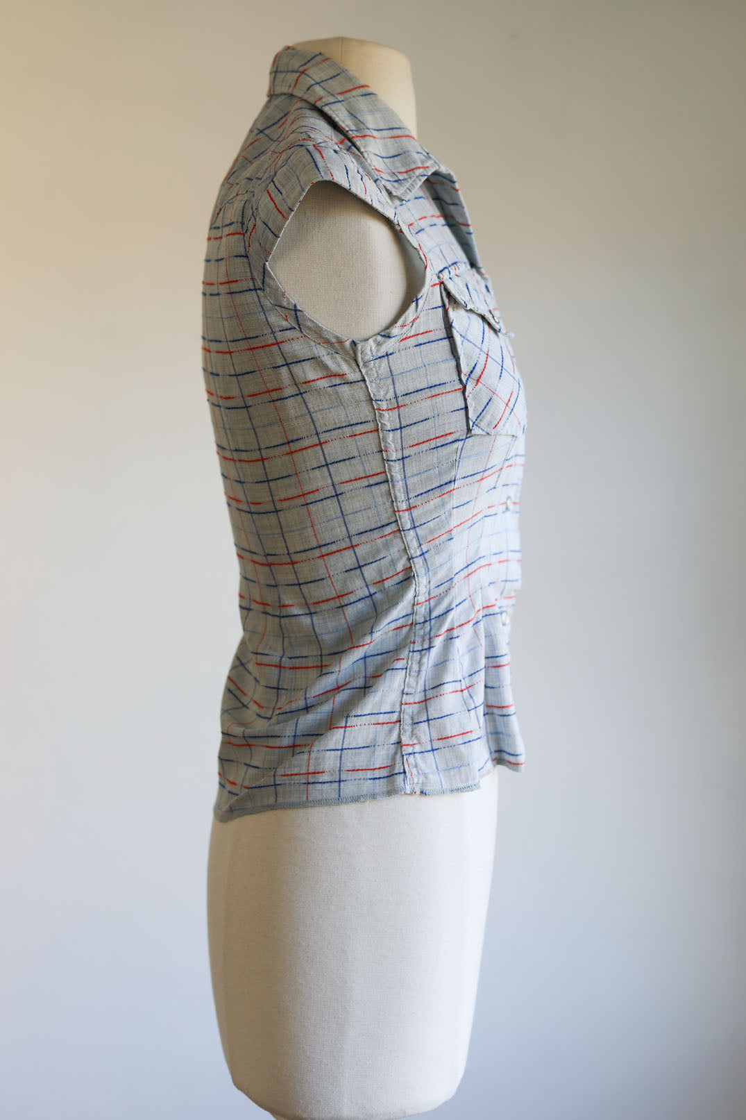 Vintage 1950s Western Blouse - Broken Stripe Designer Fitted Pale Blue Cotton Pearl Snaps Size XS