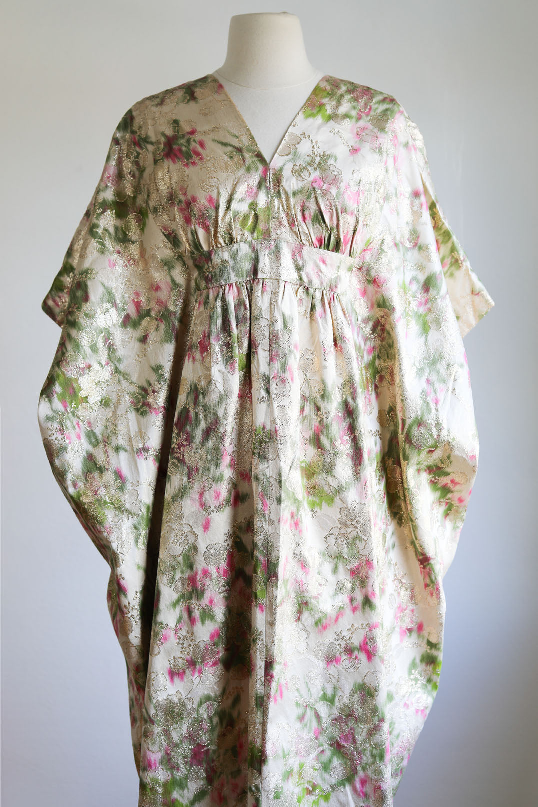 Vintage 1960s Luxury Kaftan Gown - Glorious Gold Lamé Silk Satin Brocade Pink Rose Print Dress Fits S to XL