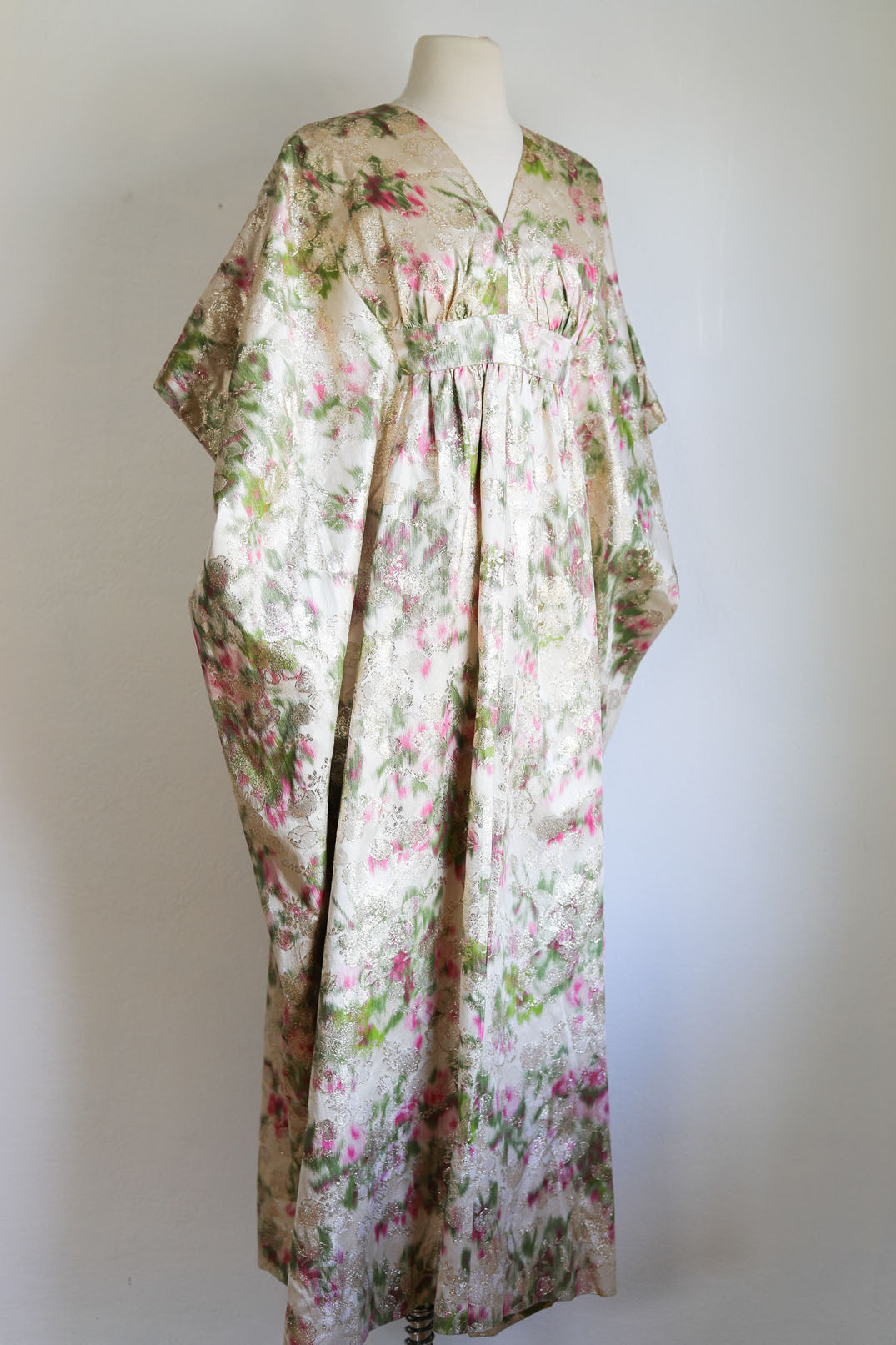 Vintage 1960s Luxury Kaftan Gown - Glorious Gold Lamé Silk Satin Brocade Pink Rose Print Dress Fits S to XL