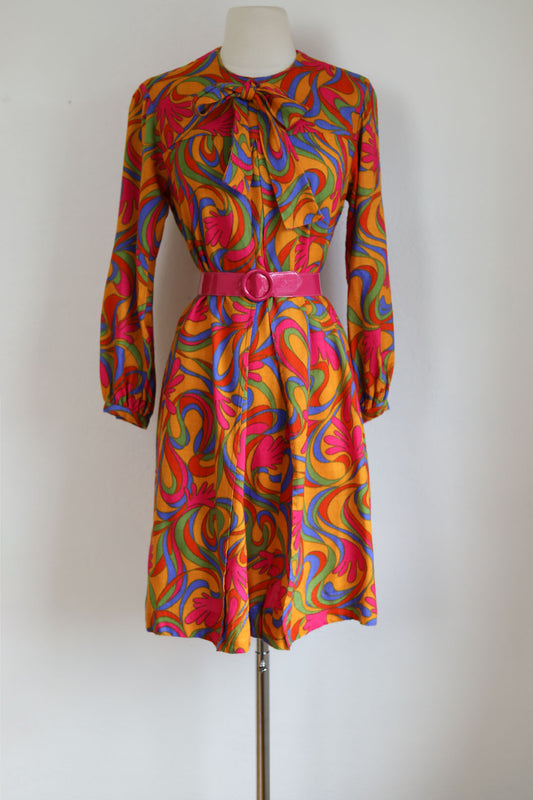 Vintage 1960s Dress - Vivacious Mod Jeune Leique Pink Lime Floral Print Bishop Sleeve Kaftan Size M to L