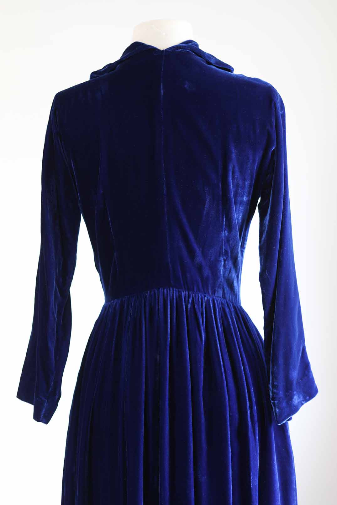 Vintage 1940s Velvet Hostess Coat - STUNNING Sapphire Blue Full-Length Wrap Designer Robe Size S to M